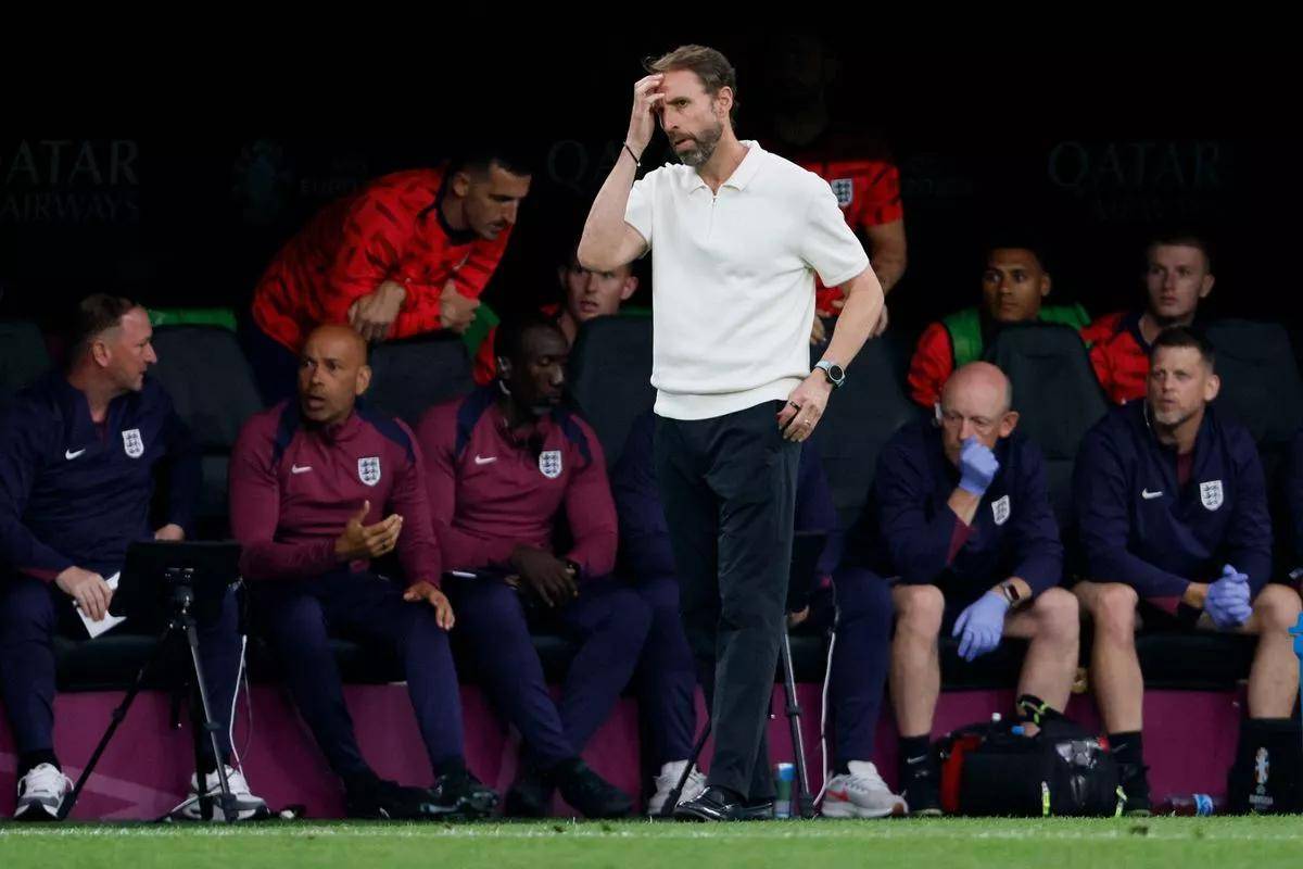 皇冠登1登2登3申请_2-1!欧洲杯绝杀书写传奇:西蒙斯抢眼皇冠登1登2登3申请,赖斯梦游,福登超神