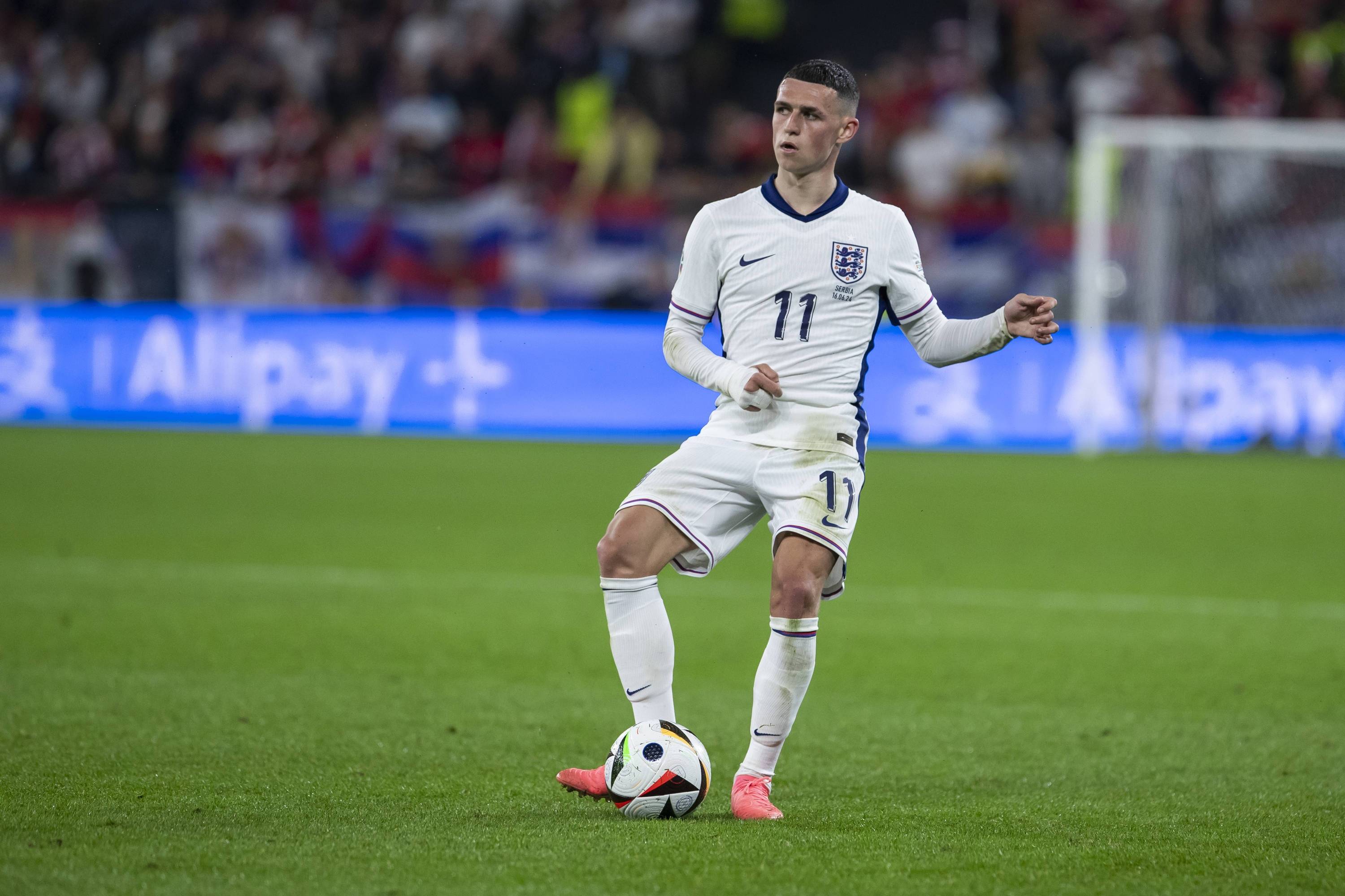 皇冠登1登2登3申请_2-1!欧洲杯绝杀书写传奇:西蒙斯抢眼皇冠登1登2登3申请,赖斯梦游,福登超神