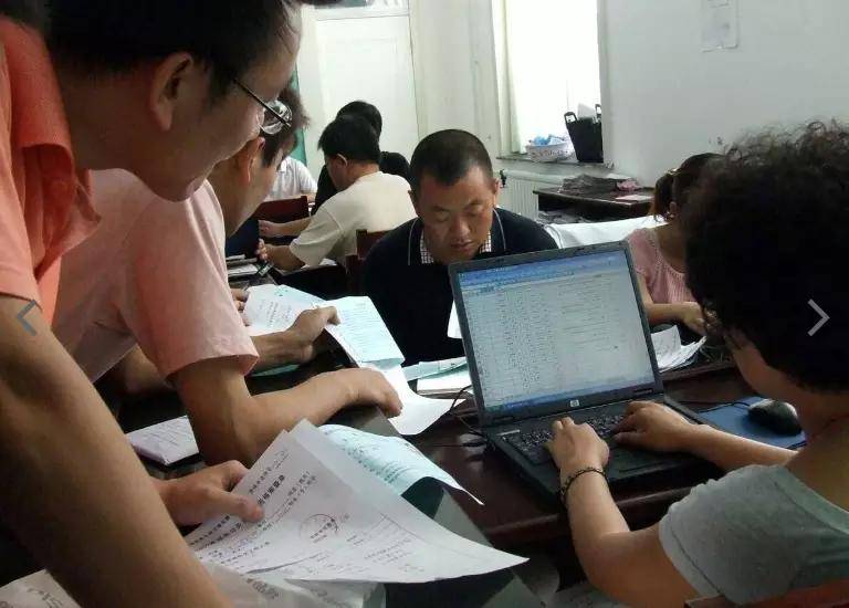 皇冠信用网可以占几成_应届生考公可以占便宜!这几种考试不要错过皇冠信用网可以占几成,优势很大上岸容易