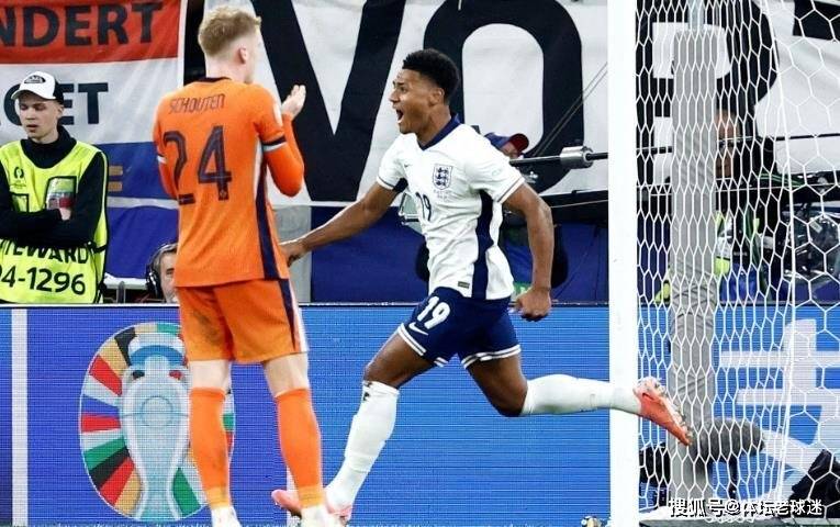 英格兰甲组联赛_十年逆袭!昔日英格兰业余联赛球员英格兰甲组联赛,如今成为英格兰队的绝杀英雄