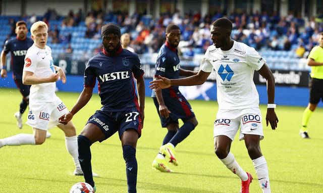 挪威女子超级联赛_挪威超级联赛两场焦点对决挪威女子超级联赛,维京攻守兼具!