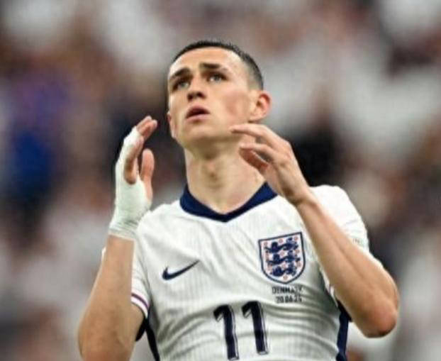 皇冠信用网登1_英格兰1-1皇冠信用网登1,索斯盖特成笑柄:舍弃三名顶级左边锋,福登与贝林双输