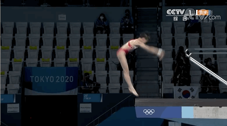 皇冠信用网正网_深夜被堵门的全红婵皇冠信用网正网,正惨遭全网疯狂“围猎”!