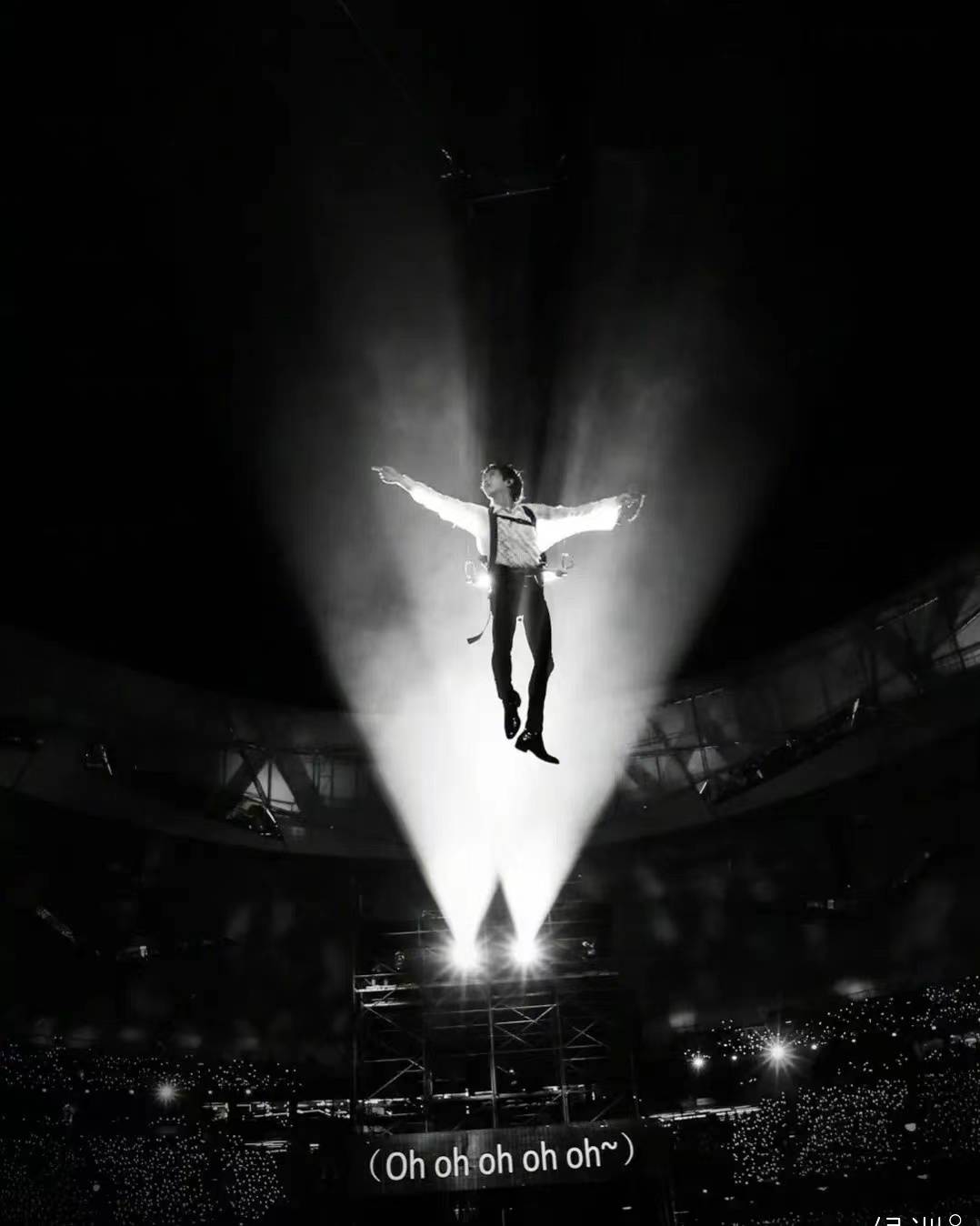 皇冠登一登二登三区别_华晨宇三登鸟巢皇冠登一登二登三区别!国风四面台震撼来袭!