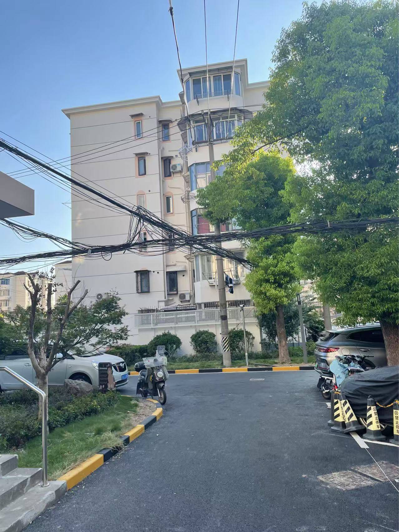 皇冠信用网在线注册_站在房价高位的那一群人:跌了100万后皇冠信用网在线注册,与自己和解