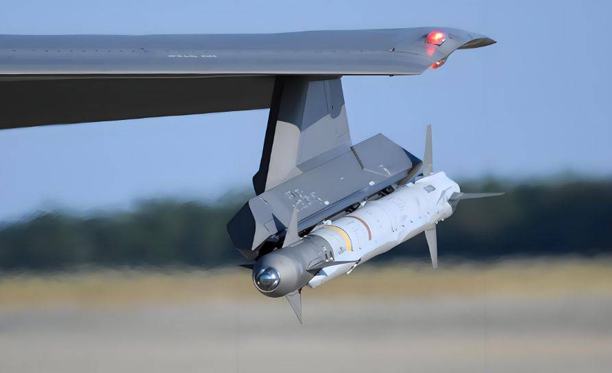 皇冠信用盘_以战机给伊朗“挠痒痒”皇冠信用盘,并非激光武器,中国防空指挥系统显神威