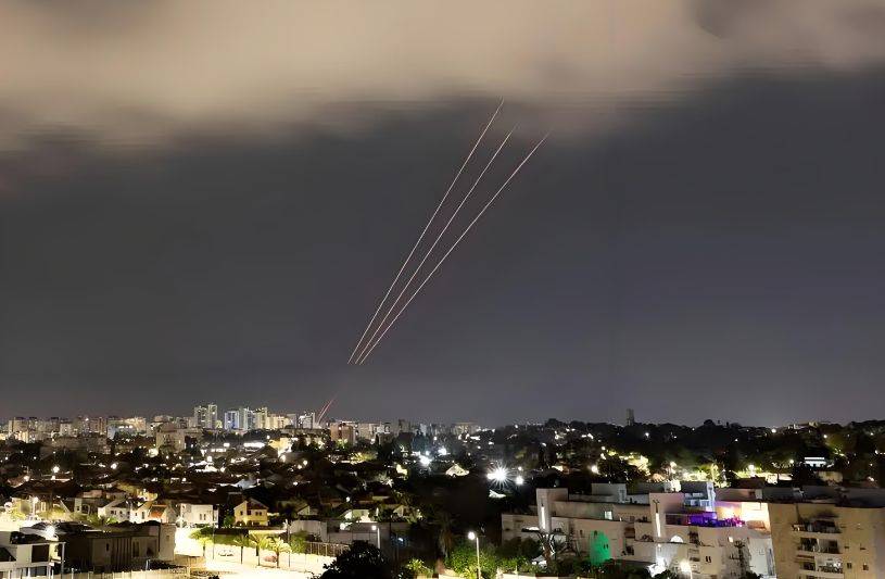 皇冠信用盘_以战机给伊朗“挠痒痒”皇冠信用盘,并非激光武器,中国防空指挥系统显神威