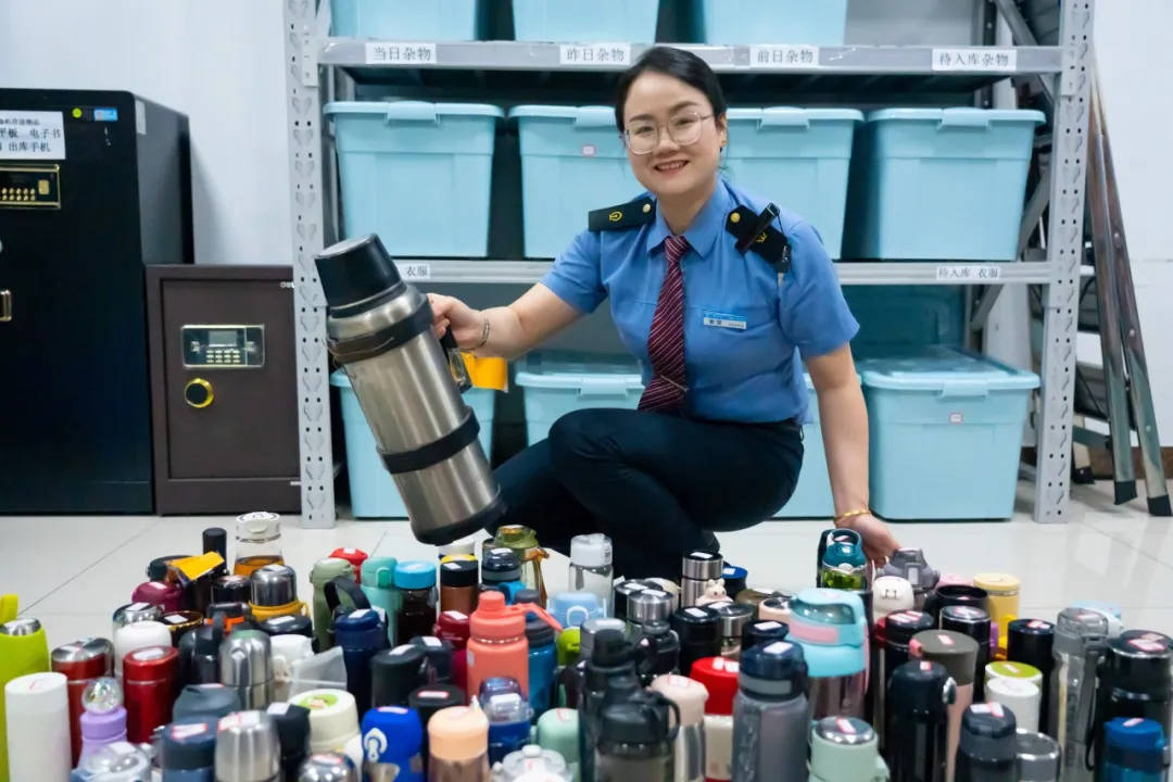 皇冠足球管理平台出租_6天捡1000张身份证皇冠足球管理平台出租!高铁站工作人员回应