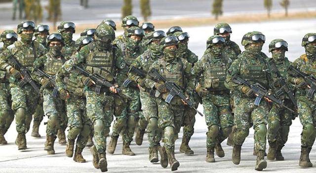 皇冠信用网出租足球_实现两岸统一皇冠信用网出租足球,或不用解放军出手:台媒曝光岛内大问题