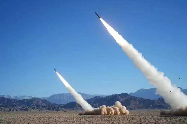 皇冠信用网出租足球_实现两岸统一皇冠信用网出租足球,或不用解放军出手:台媒曝光岛内大问题