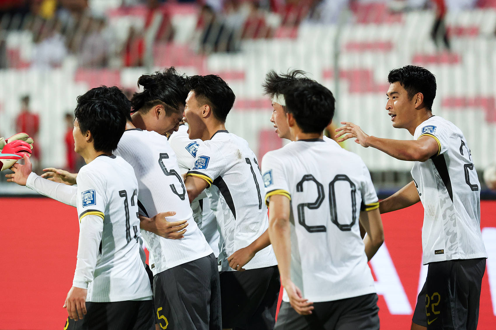 皇冠信用网押金多少_18强赛积分榜:国足两连胜小组第4 与澳沙同积6分