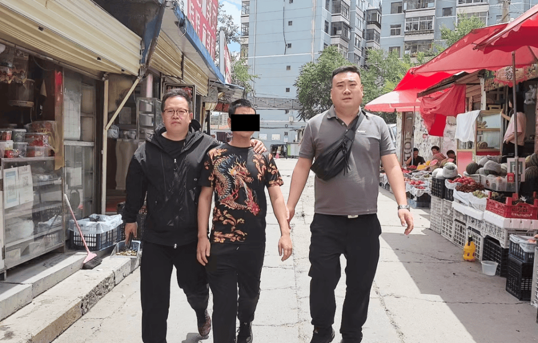 皇冠信用网在线开户_毕业就背上巨额债务皇冠信用网在线开户,400余人为进好单位,被骗8000万元