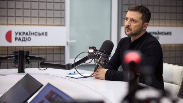 介绍个信用网网址_泽连斯基吐槽:美国拨的军援介绍个信用网网址,我们连一半都没收到