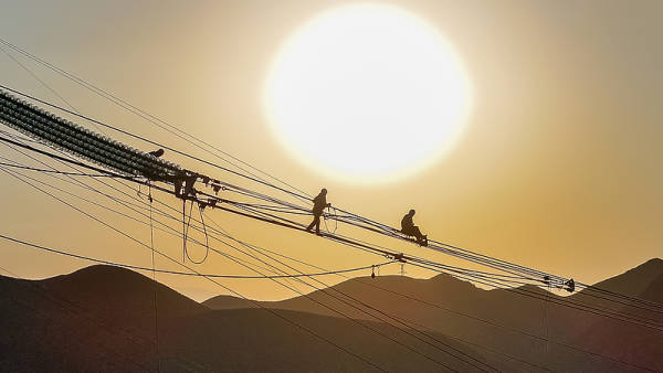 皇冠皇冠足球平台_BBC:中国特高压电网如同“电力高铁”皇冠皇冠足球平台,为全球寻求能源转型方案提供宝贵经验
