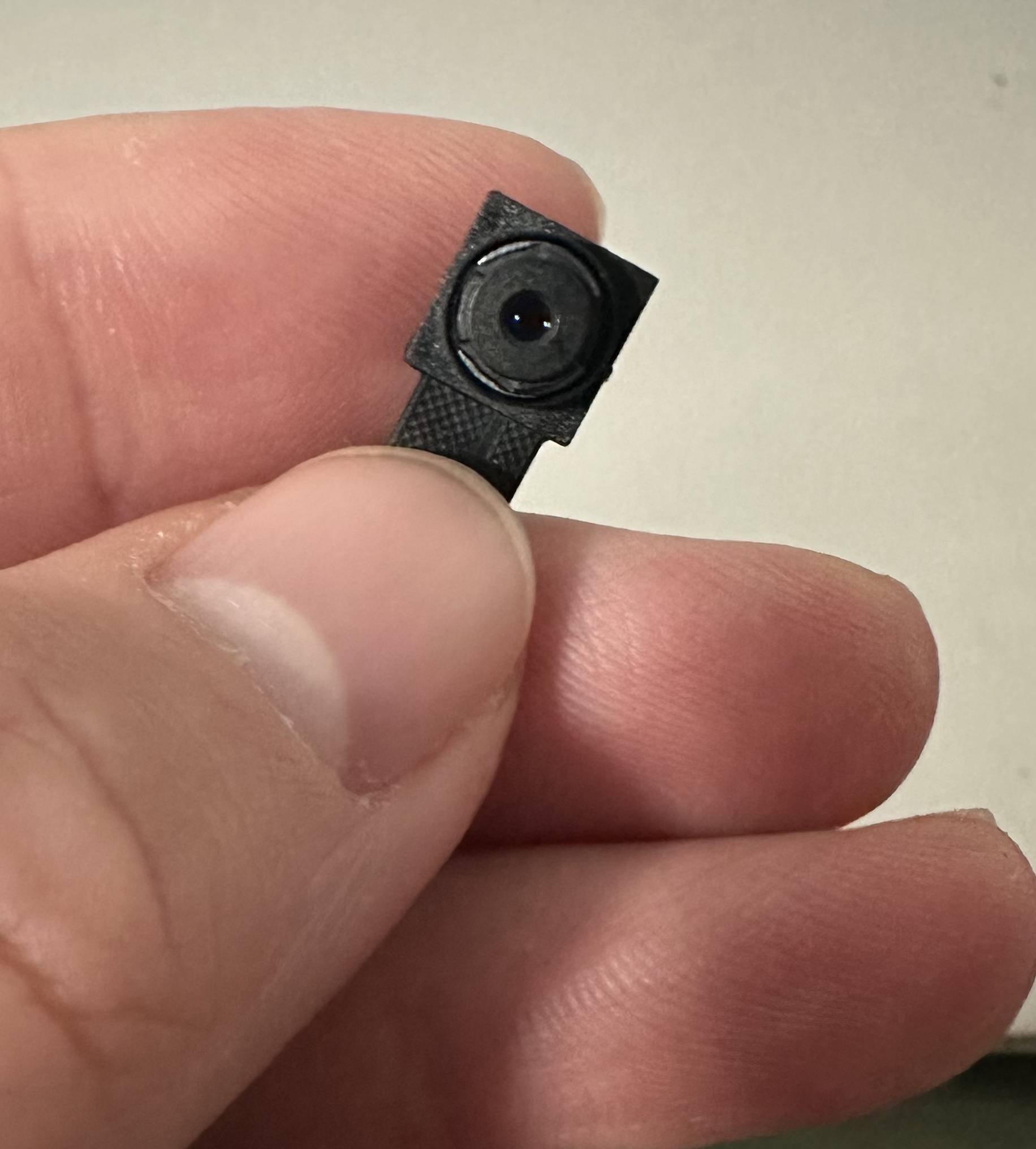 皇冠信用網在线申请_酒店偷拍黑产调查①丨毫米级摄像头随便买皇冠信用網在线申请,“偷拍神器”可定制