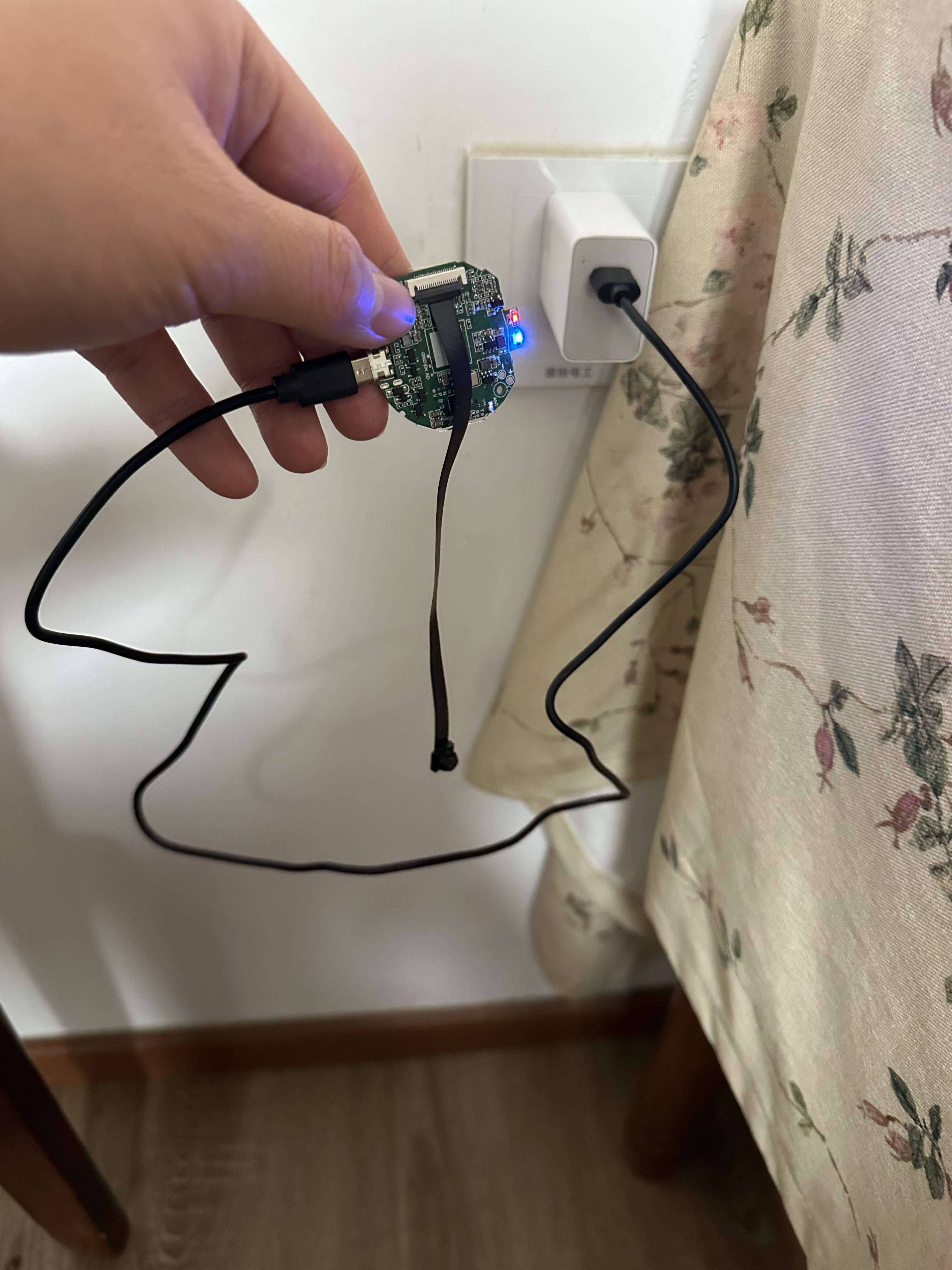 皇冠信用網在线申请_酒店偷拍黑产调查①丨毫米级摄像头随便买皇冠信用網在线申请,“偷拍神器”可定制