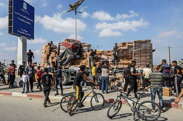 皇冠信用网代理_联合国备忘录:以色列军方与抢劫加沙救援物资的犯罪团伙有联系