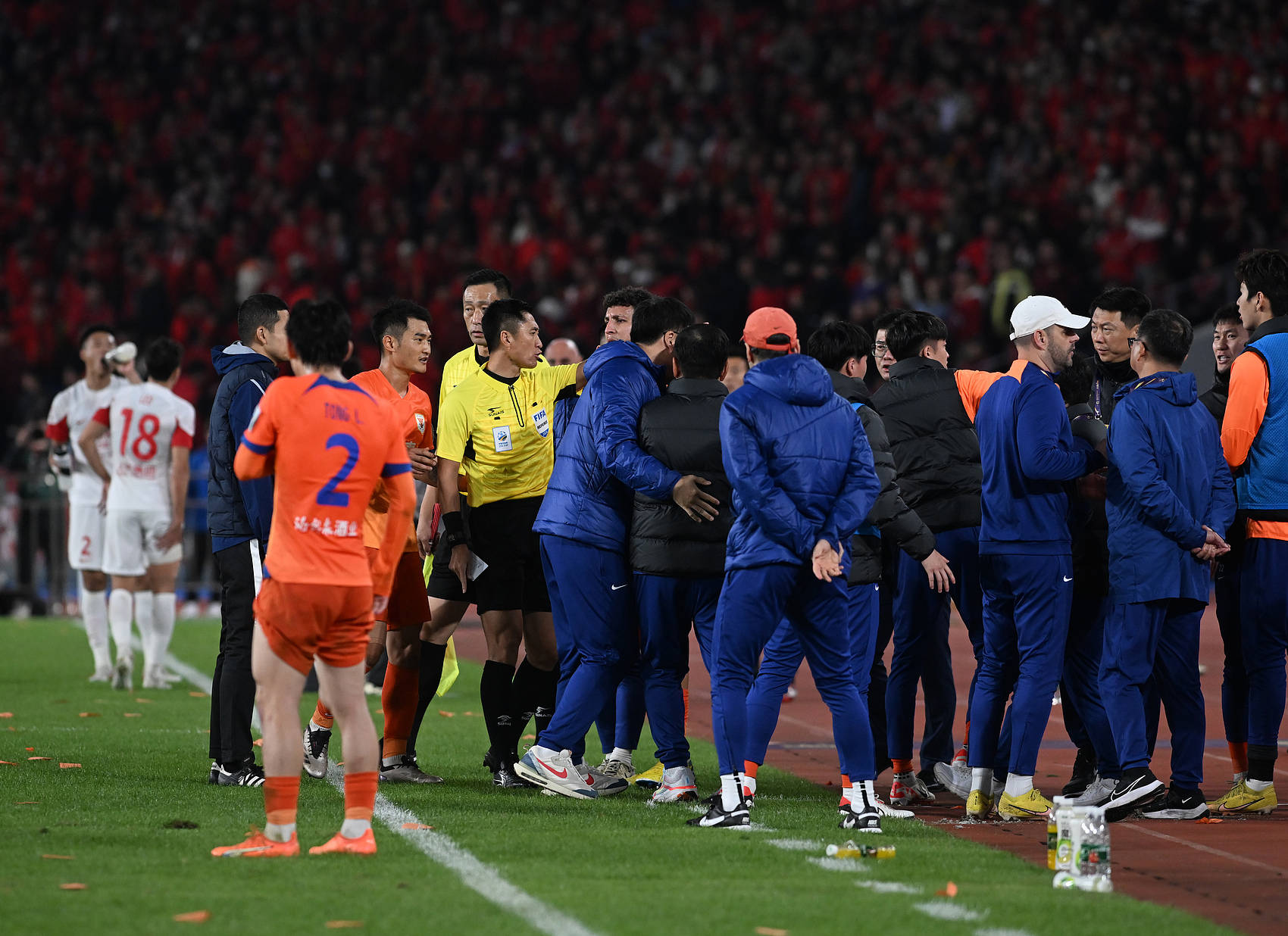 皇冠信用平台出租出售_双冠王皇冠信用平台出租出售!足协杯-李帅王振澳破门 海港3-1泰山首度夺冠