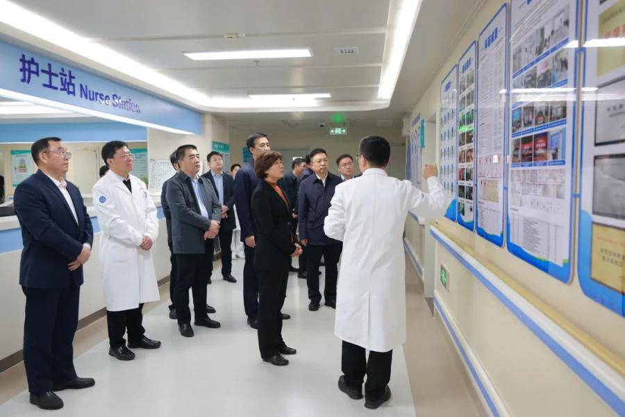 皇冠信用网最新地址_山东省卫生健康委党组书记、主任皇冠信用网最新地址,省中医药管理局领导到滨医调研