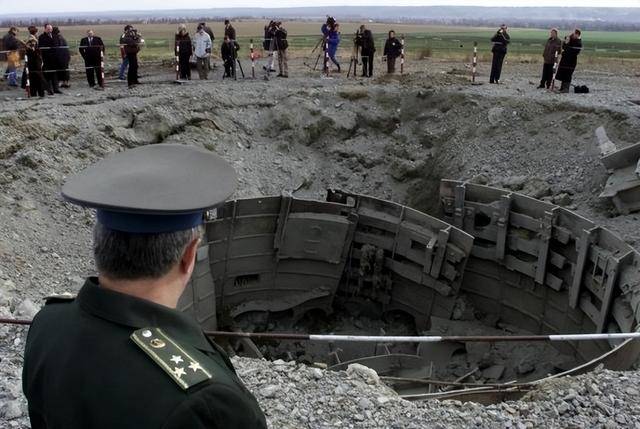 皇冠信用网最新地址_俄军发射中程导弹后皇冠信用网最新地址,美国考虑核选项,乌克兰重返核武国家之列?