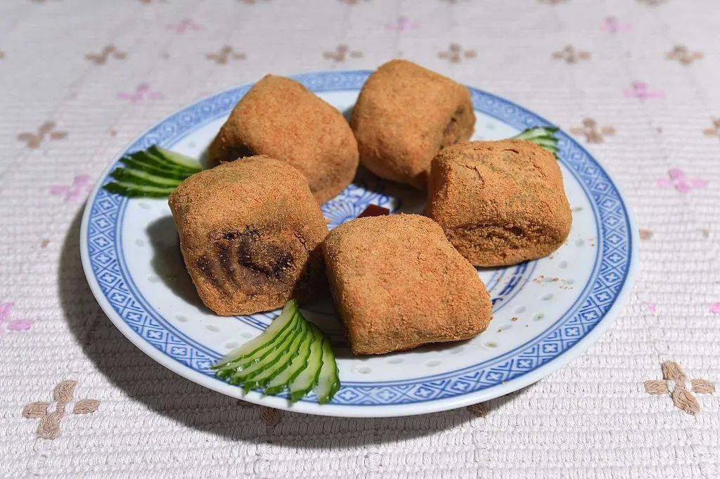 皇冠信用盘代理_北京天坛公园内皇冠信用盘代理,一男子疑因吃“驴打滚”窒息身亡!医生提醒