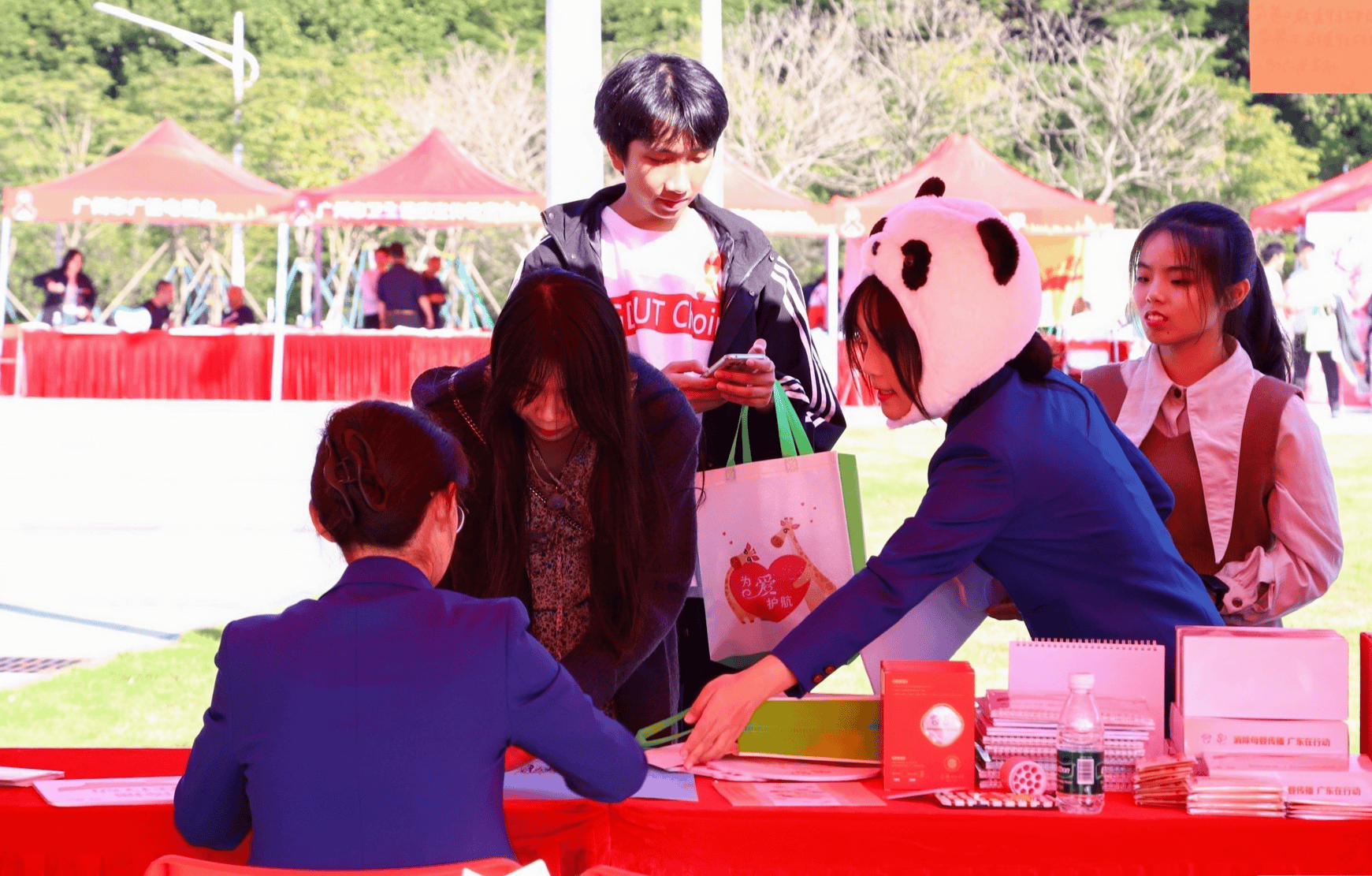 信用网如何申请_广东1-10月新增艾滋病病毒感染者及病人6990例信用网如何申请,同比减少7.0%