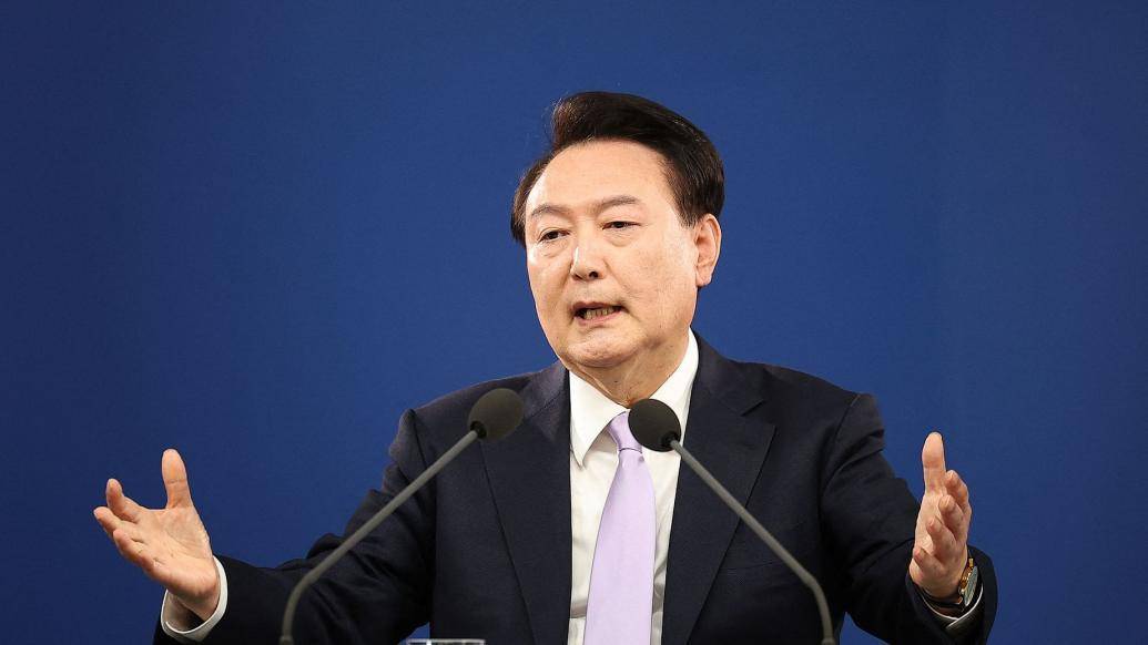 信用网如何申请_尹锡悦宣布韩国“紧急戒严”信用网如何申请,首尔市民:现在一切都让人困惑