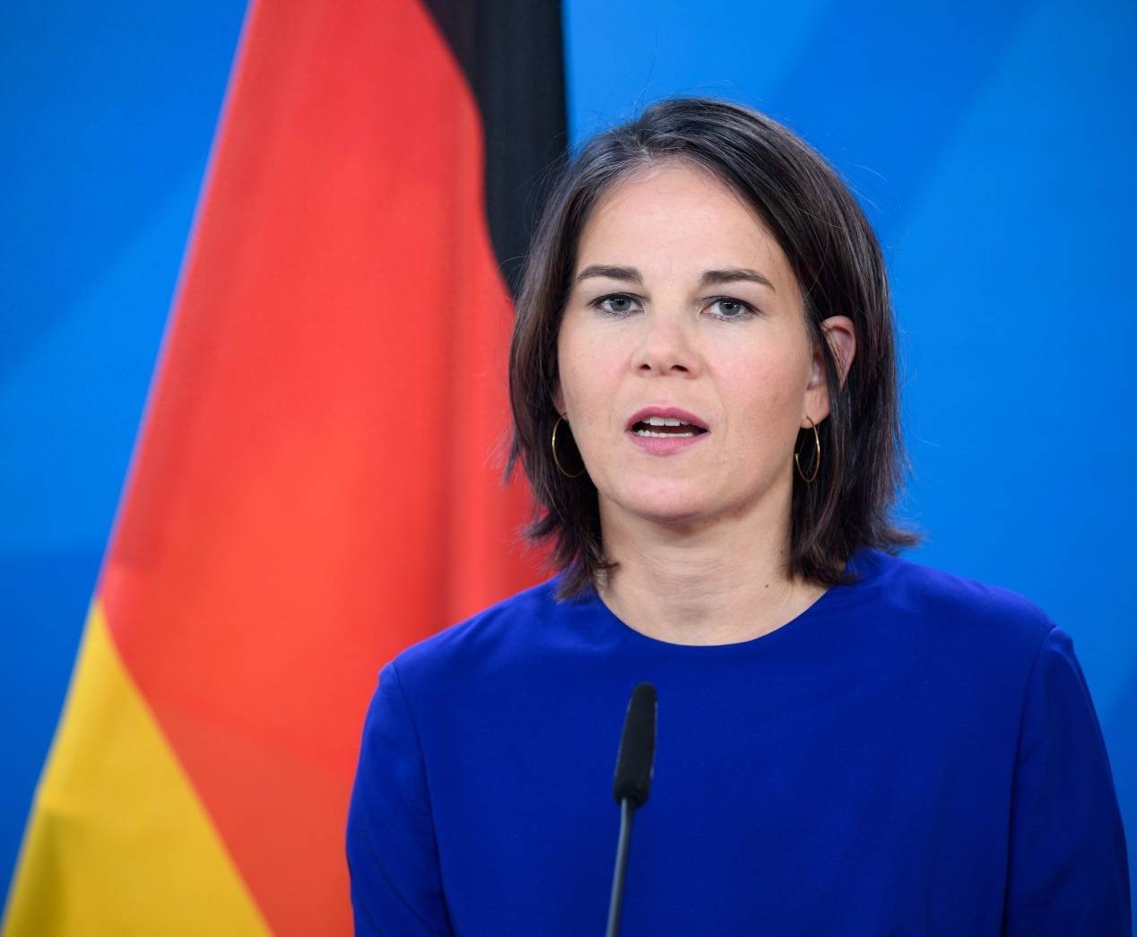 皇冠信用网APP下载_德外长访华结束皇冠信用网APP下载,登机前对中国态度曝光,外交部反将一军!