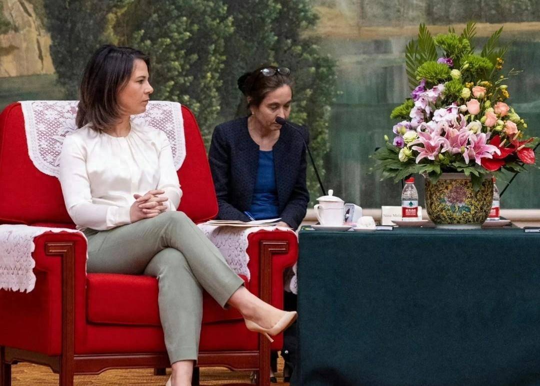 皇冠信用网APP下载_德外长访华结束皇冠信用网APP下载,登机前对中国态度曝光,外交部反将一军!