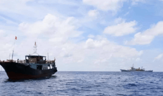 皇冠信用網如何申请_重磅!黄岩岛突然爆发海上冲突皇冠信用網如何申请,马科斯最不愿看到的一幕发生了