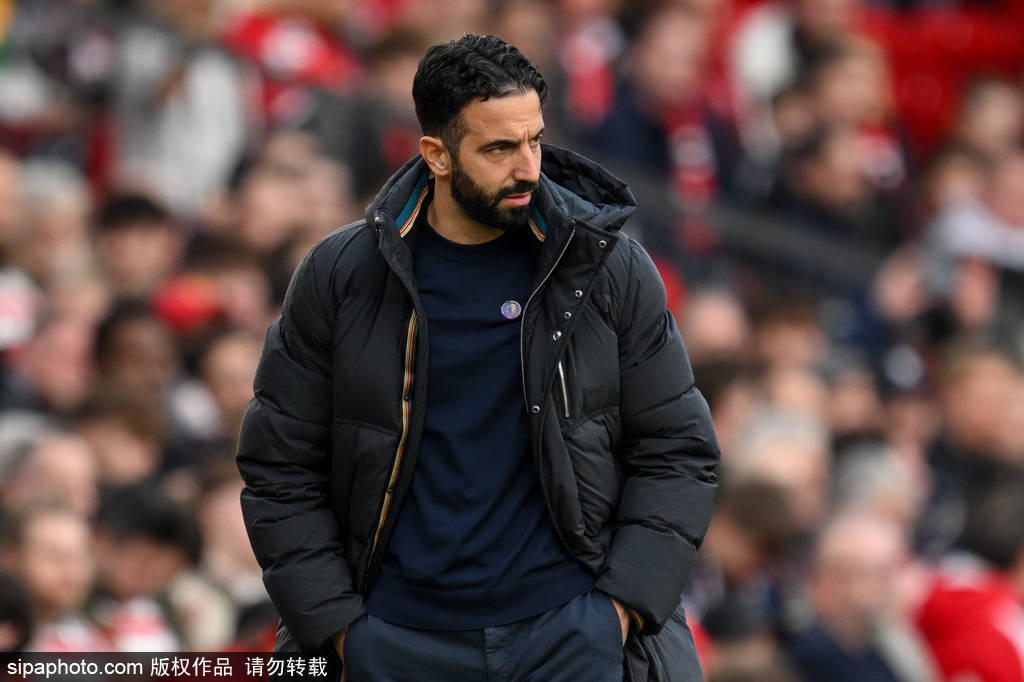 皇冠信用网平台_阿莫林:曼联若想重夺英超冠军 球员必须像疯狗般奔跑