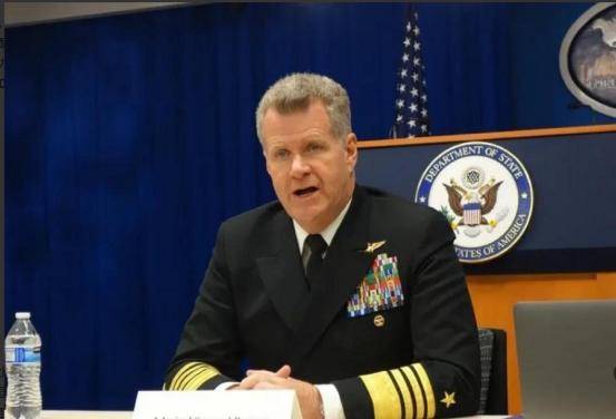 如何申请皇冠信用网_菲律宾三军誓言“维护宪法”如何申请皇冠信用网,向总统小马科斯“表忠心”