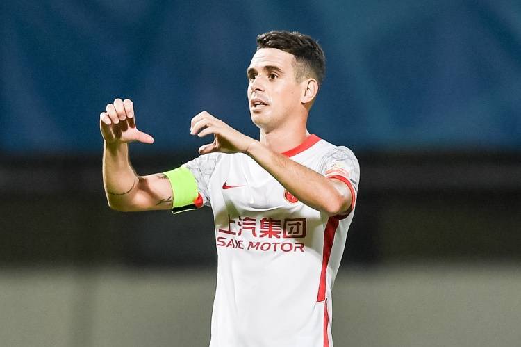 皇冠信用登1_东体:奥斯卡预计很快暂别上海 日常生活中由孩子充当翻译