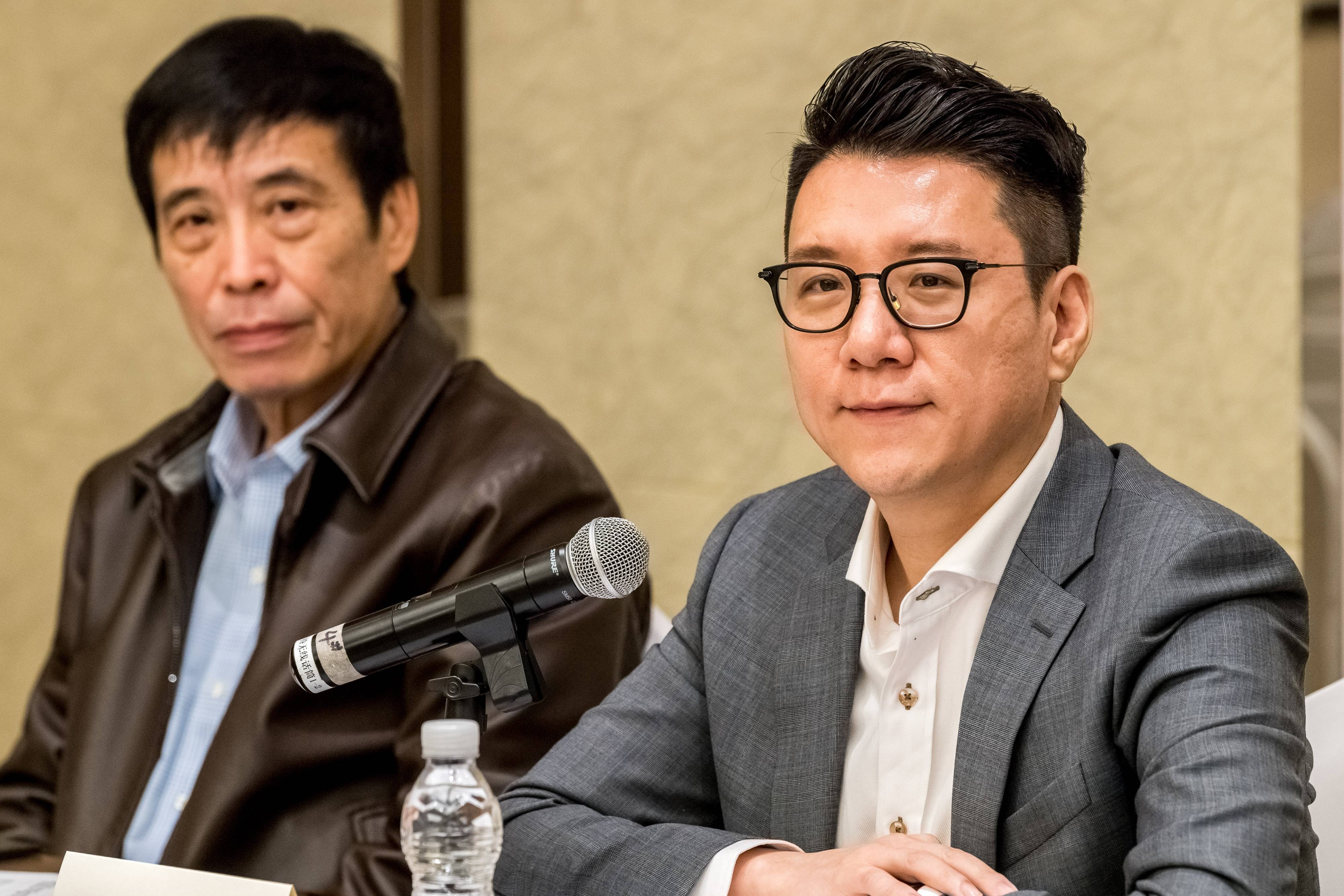 皇冠足球平台代理_媒体人:出事前陈戌源刘奕就分道扬镳皇冠足球平台代理,怒怼“原来你是XX的人!”