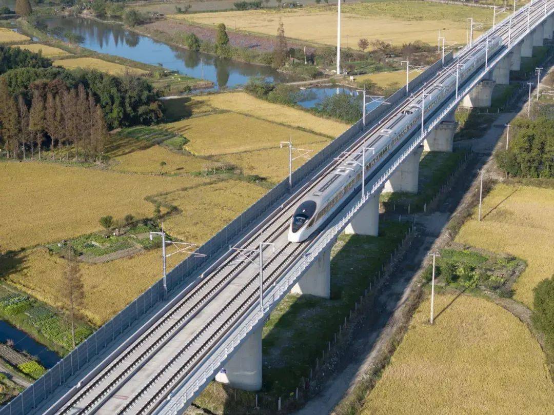 如何找当地皇冠代理_沪苏湖高铁开通在即如何找当地皇冠代理!原来沪苏湖高铁周边有这么多好看又好玩的地方