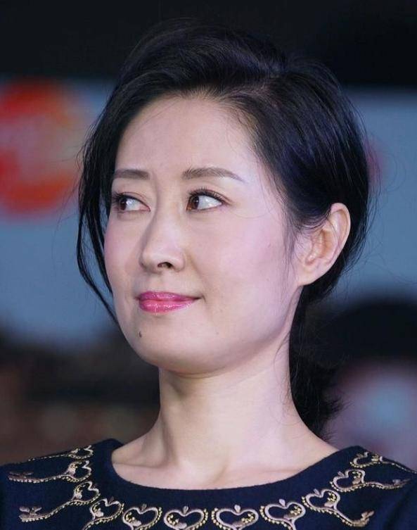 皇冠信用网会员注册_47岁刘敏涛提出离婚皇冠信用网会员注册,丈夫哈哈大笑,直言离开我,你连饭都吃不上