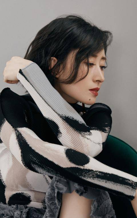 皇冠信用网会员注册_47岁刘敏涛提出离婚皇冠信用网会员注册,丈夫哈哈大笑,直言离开我,你连饭都吃不上