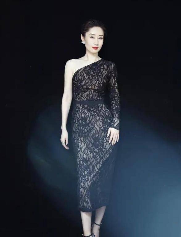 皇冠信用网会员注册_47岁刘敏涛提出离婚皇冠信用网会员注册,丈夫哈哈大笑,直言离开我,你连饭都吃不上