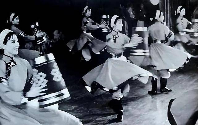 皇冠信用网代理_她是首个被执行死刑的女星皇冠信用网代理,曾红遍大江南北,枪毙前喊:这不公平