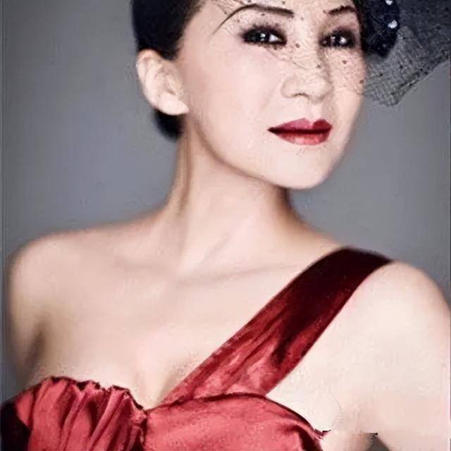 皇冠信用网登2代理_原来早已退出中国籍?被老外“玩腻就丢掉”的郑绪岚皇冠信用网登2代理,却回国捞金