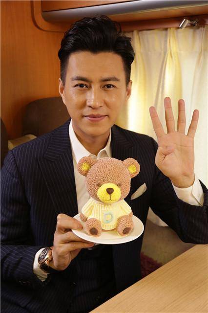 皇冠信用网正版会员_靳东:虽然我和江珊有一段情皇冠信用网正版会员,但余生不会辜负离异的李佳