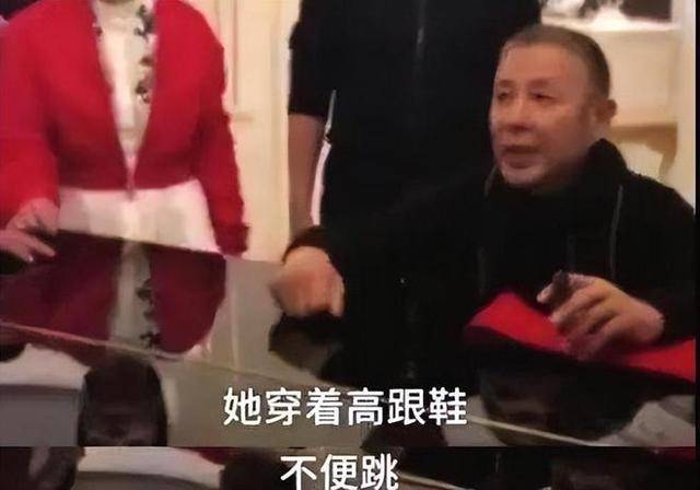 皇冠信用盘网址_冯小刚直言:她太能装了皇冠信用盘网址,永远都红不了,更别提拿奖了