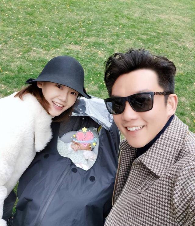 皇冠信用盘网址_冯小刚直言:她太能装了皇冠信用盘网址,永远都红不了,更别提拿奖了