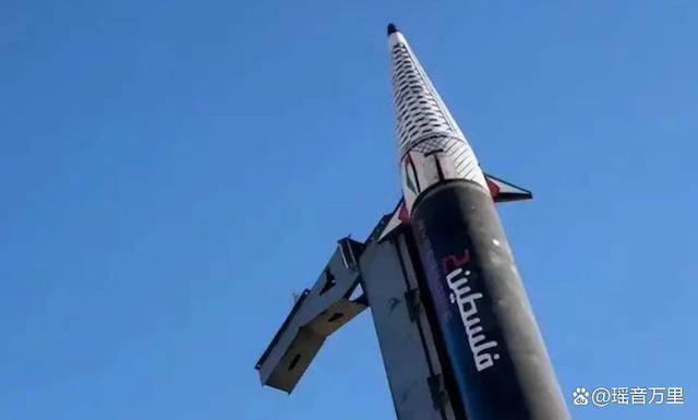 皇冠信用网开户_10枚弹道导弹砸向以色列!以军基地被炸皇冠信用网开户,胡塞武装收到死亡威胁