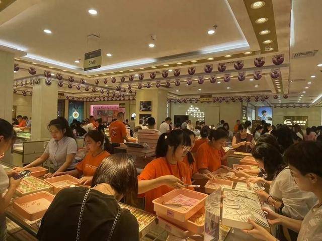 皇冠信用网会员注册_金价一年创40次新高!杭州有人一次性变现958万元皇冠信用网会员注册,有人扛不住了……