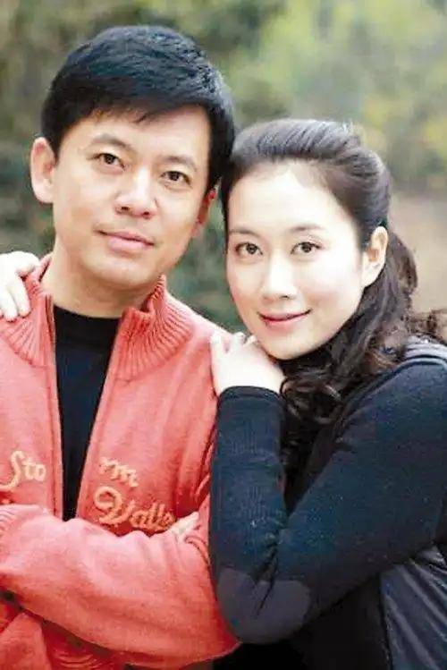 皇冠集团_著名演员温峥嵘:长得漂亮戏也好皇冠集团,为人低调不张扬,追求平淡生活