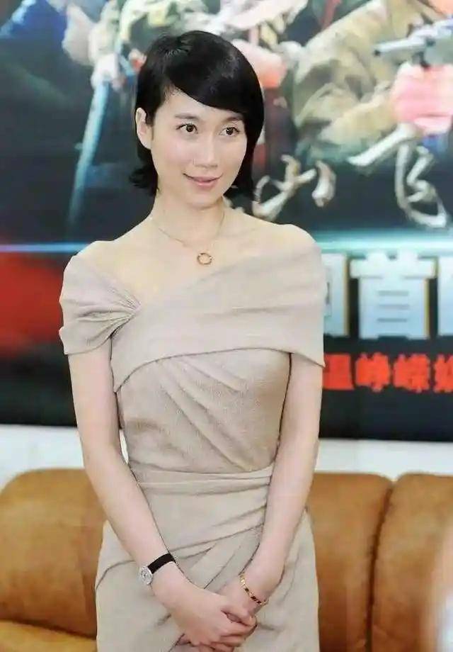 皇冠集团_著名演员温峥嵘:长得漂亮戏也好皇冠集团,为人低调不张扬,追求平淡生活