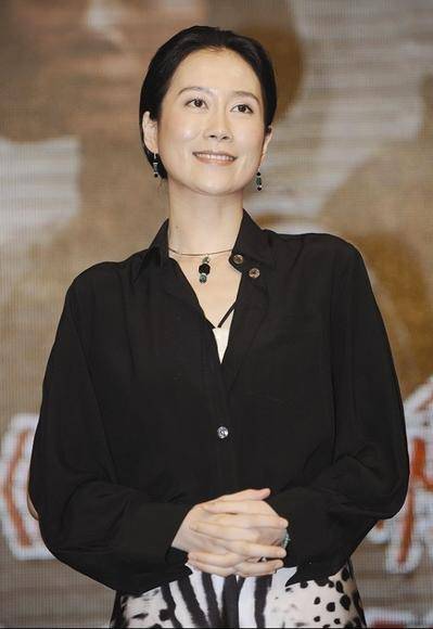 皇冠集团_著名演员温峥嵘:长得漂亮戏也好皇冠集团,为人低调不张扬,追求平淡生活