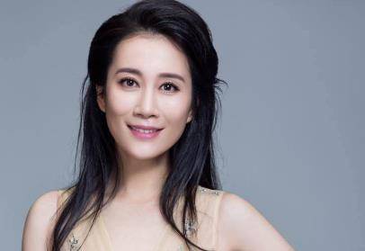 皇冠集团_著名演员温峥嵘:长得漂亮戏也好皇冠集团,为人低调不张扬,追求平淡生活