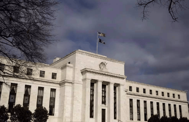 ag.hg0088皇冠_马斯克发出破产警告!中日英抛售美债ag.hg0088皇冠,关键时刻,真凶浮出水面